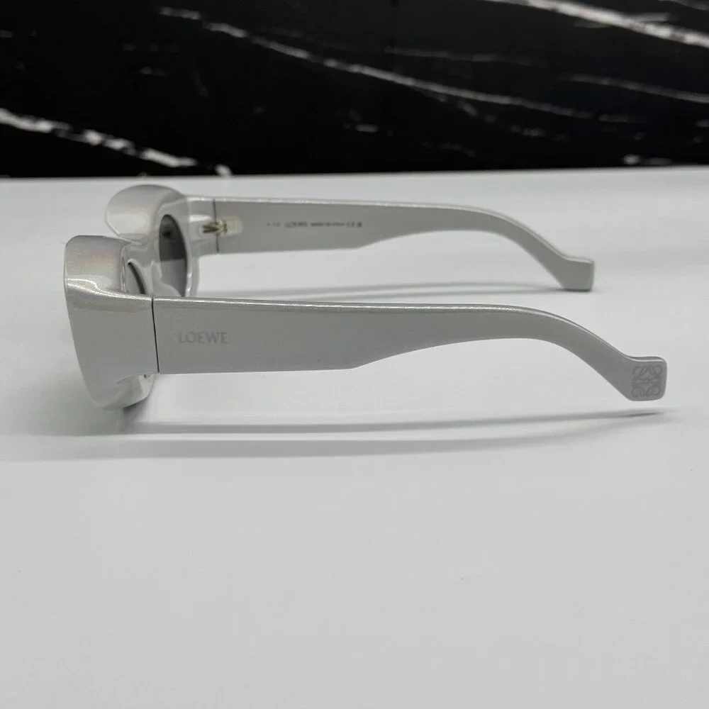 NEW LOEWE SILVER UNISEX SUNGLASSES LOEWE LW40033I 24C